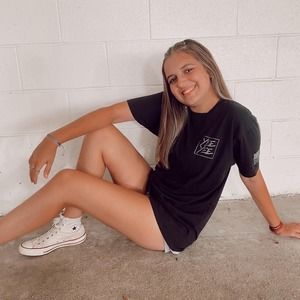 Meet your Posher, Mallory